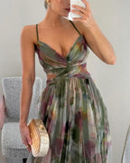Giselle - Captivating Floral Print Maxi Dress