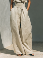 Tina - Sleek Women's Minimalist Ensemble