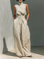 Tina - Sleek Women's Minimalist Ensemble