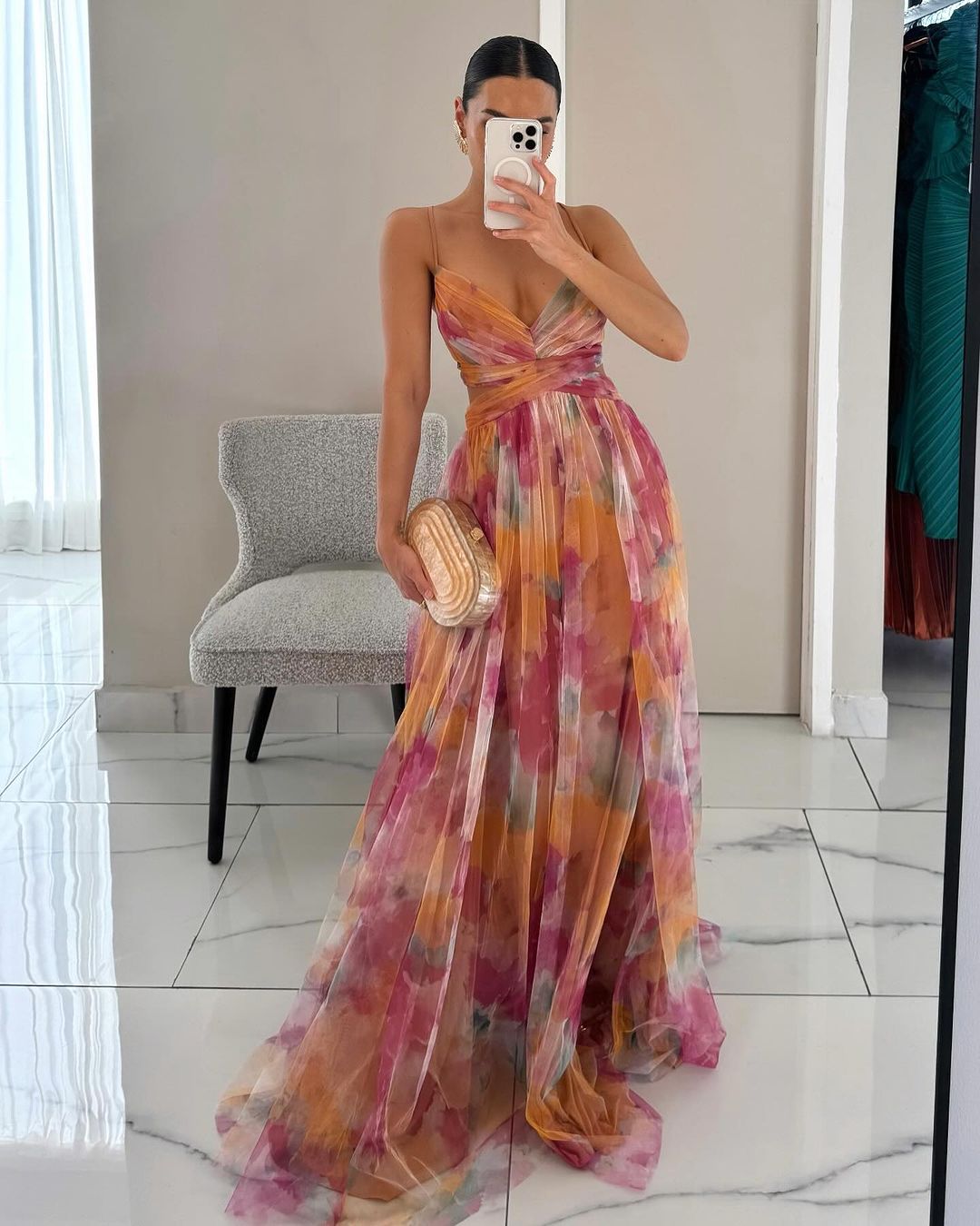 Giselle - Captivating Floral Print Maxi Dress