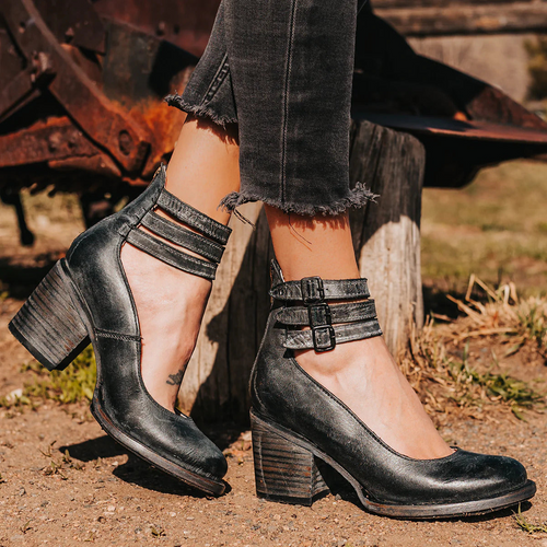 Antiqua | Timeless Vintage Heels