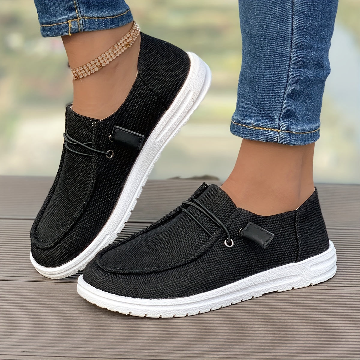 IDA - FASHIONABLE SNEAKERS