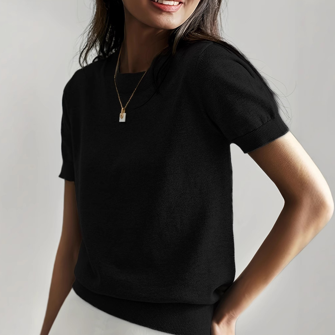 Viane - Relaxed Fit Short Sleeve Crew Neck Tee