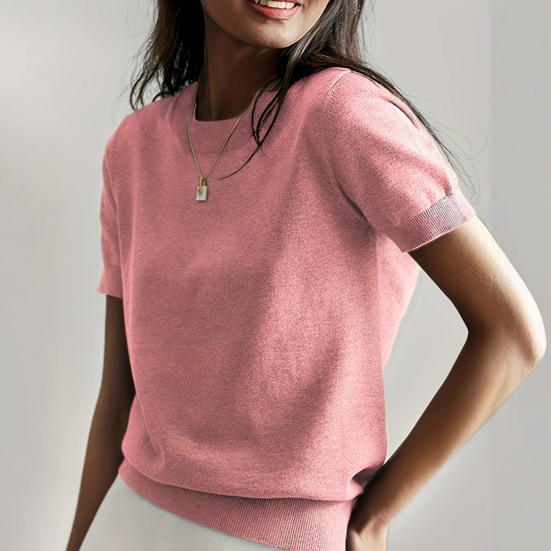 Viane - Relaxed Fit Short Sleeve Crew Neck Tee