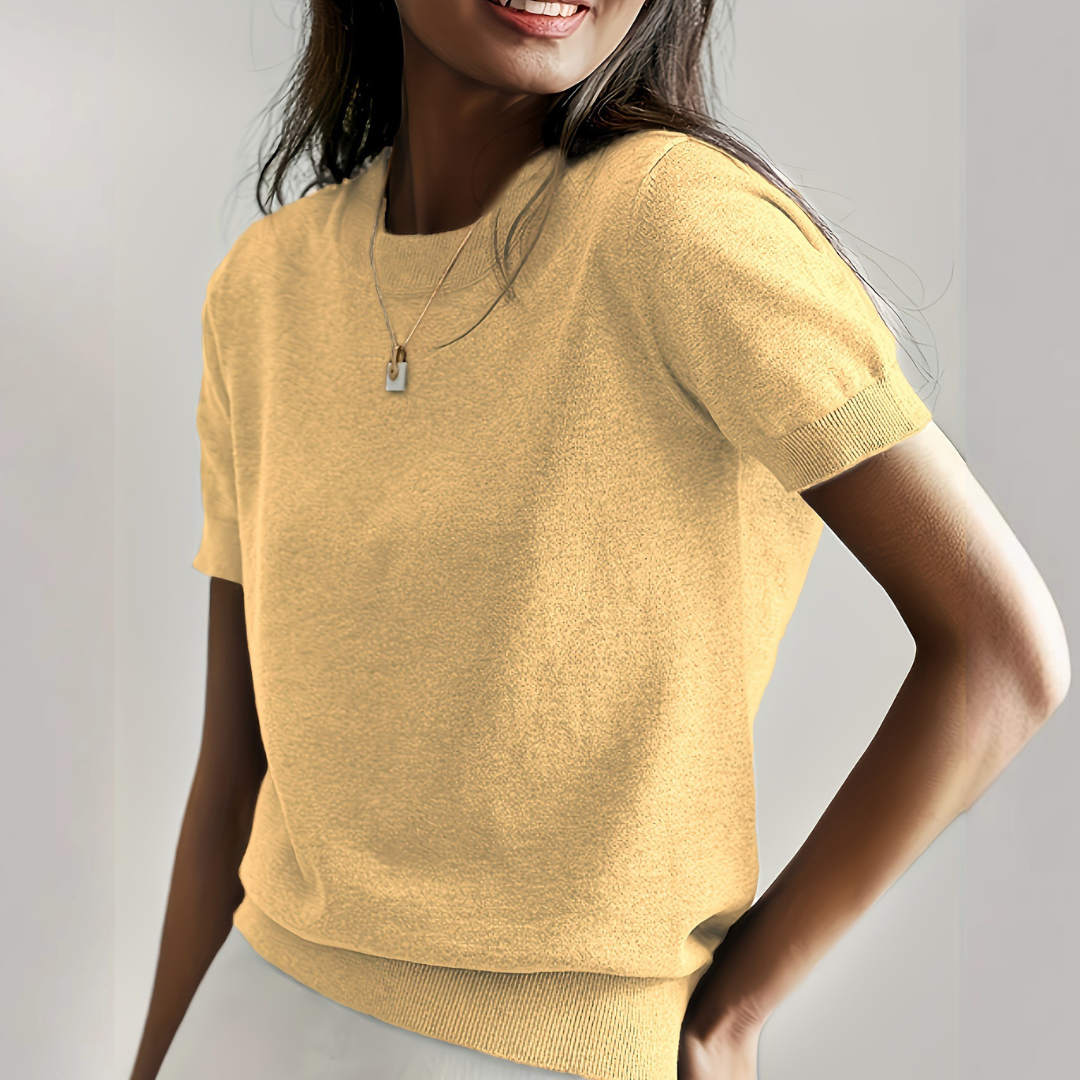 Viane - Relaxed Fit Short Sleeve Crew Neck Tee