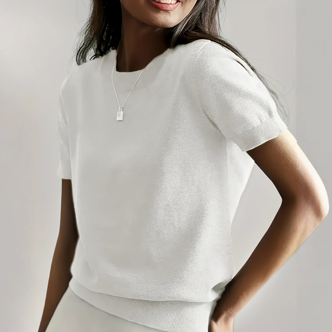 Viane - Relaxed Fit Short Sleeve Crew Neck Tee