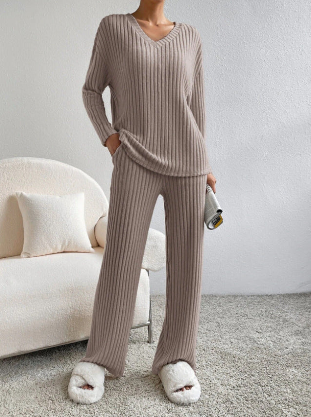 ELMER™ - Relaxed V-Neck Long Sleeve Top and Pants Ensemble