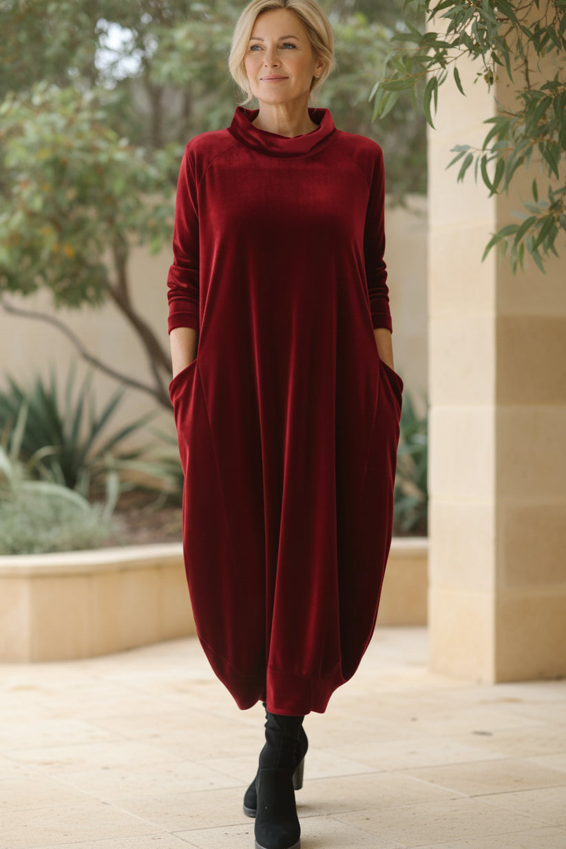 RORY - Sophisticated Velvet Dress