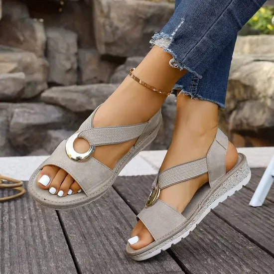 Zoe | Elegant sandals with adjustable support