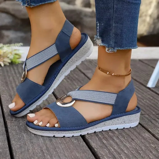 Zoe | Elegant sandals with adjustable support