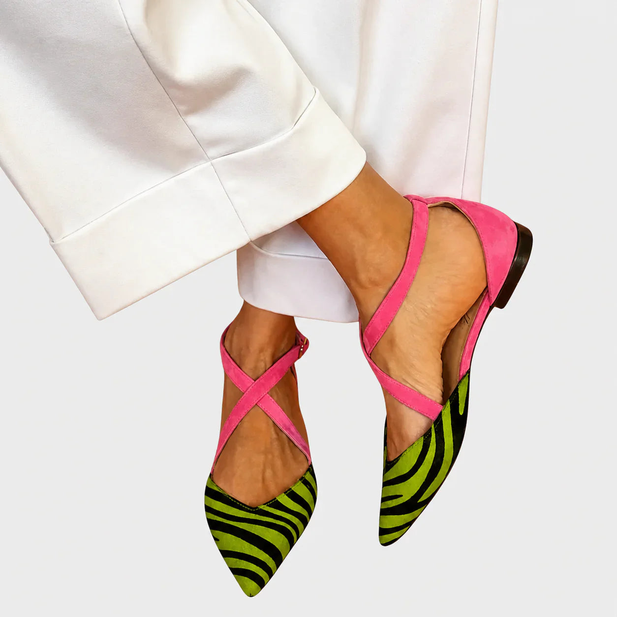 Fiona | Moccasins with Buckle